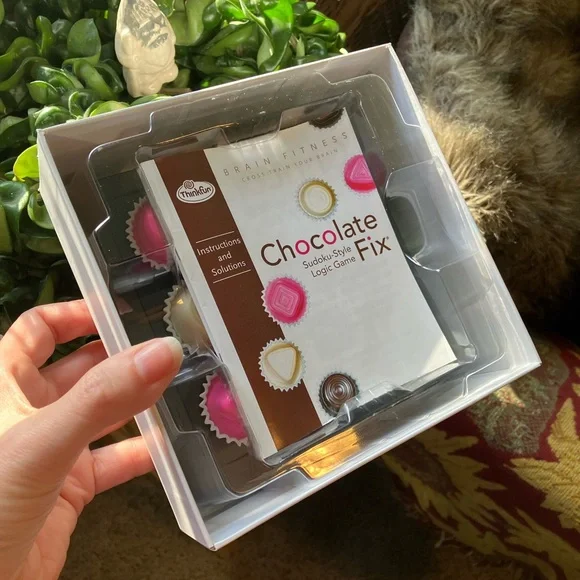 ThinkFun Chocolate Fix Sudoko Style Logic Game - 80 Challenges TikTok - Picture 4 of 9